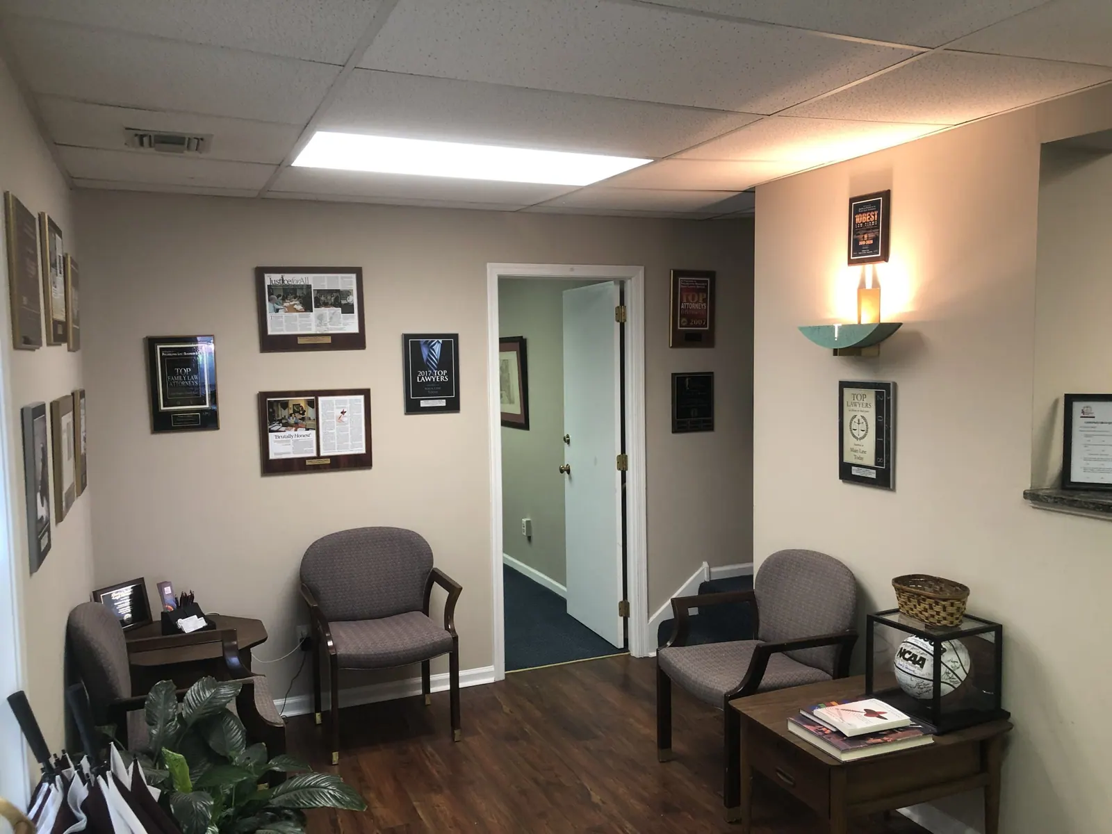 A commercial property in Wallingford, PA repainted by Sabatini Pro Painting
